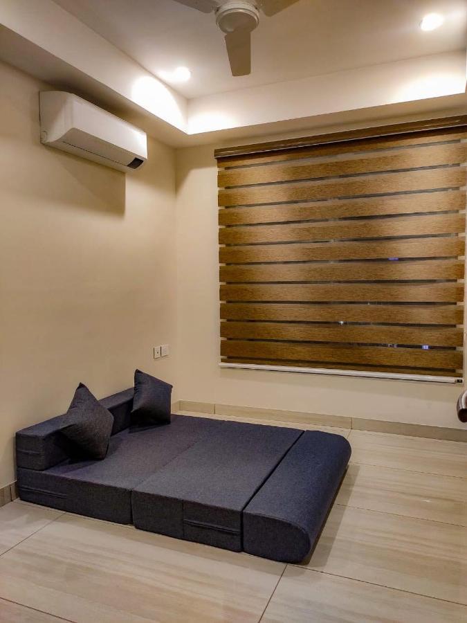 Rr Mount Elite Suites 첸나이 외부 사진