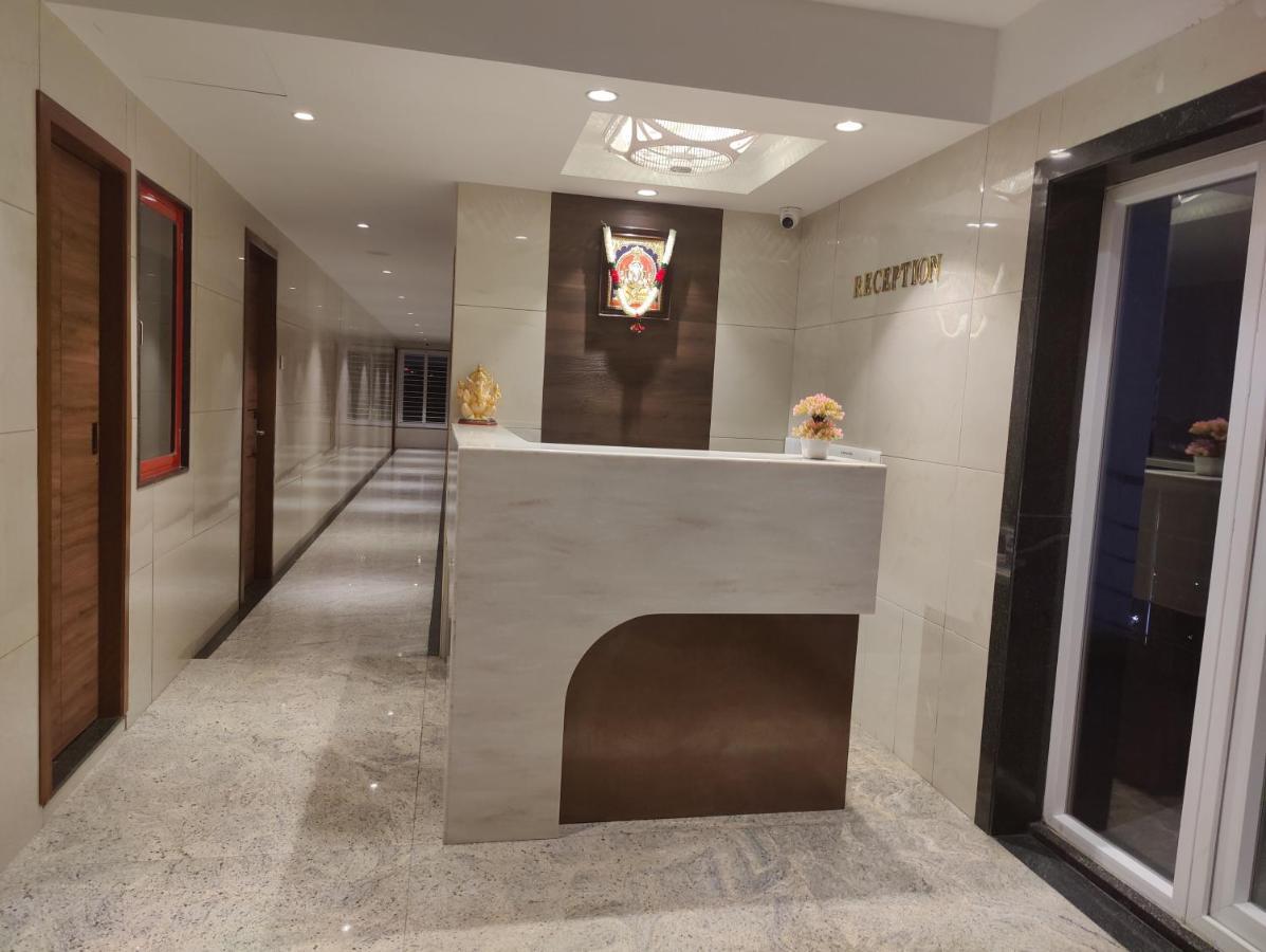 Rr Mount Elite Suites 첸나이 외부 사진
